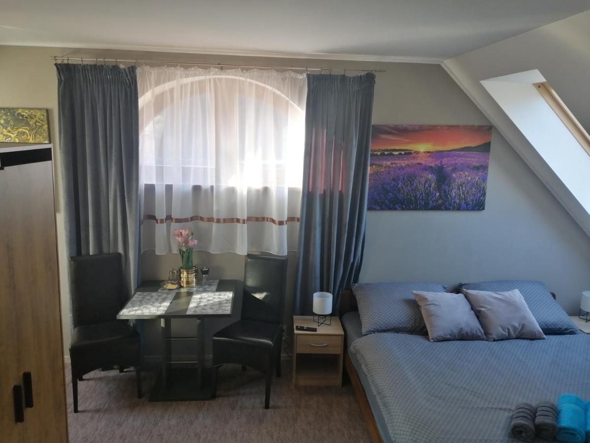 Apartmany Pietro Oravsky Podzamok Eksteriør bilde