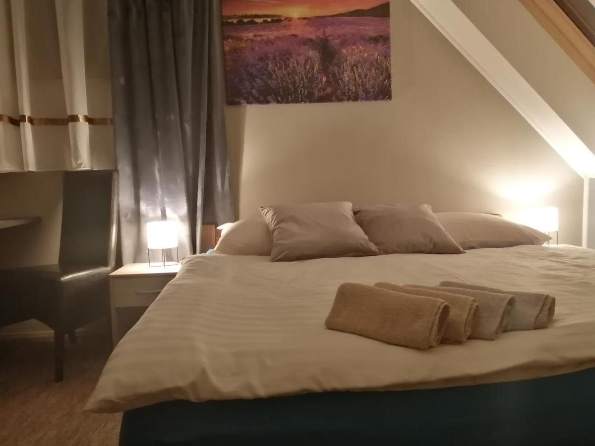 Apartmany Pietro Oravsky Podzamok Eksteriør bilde