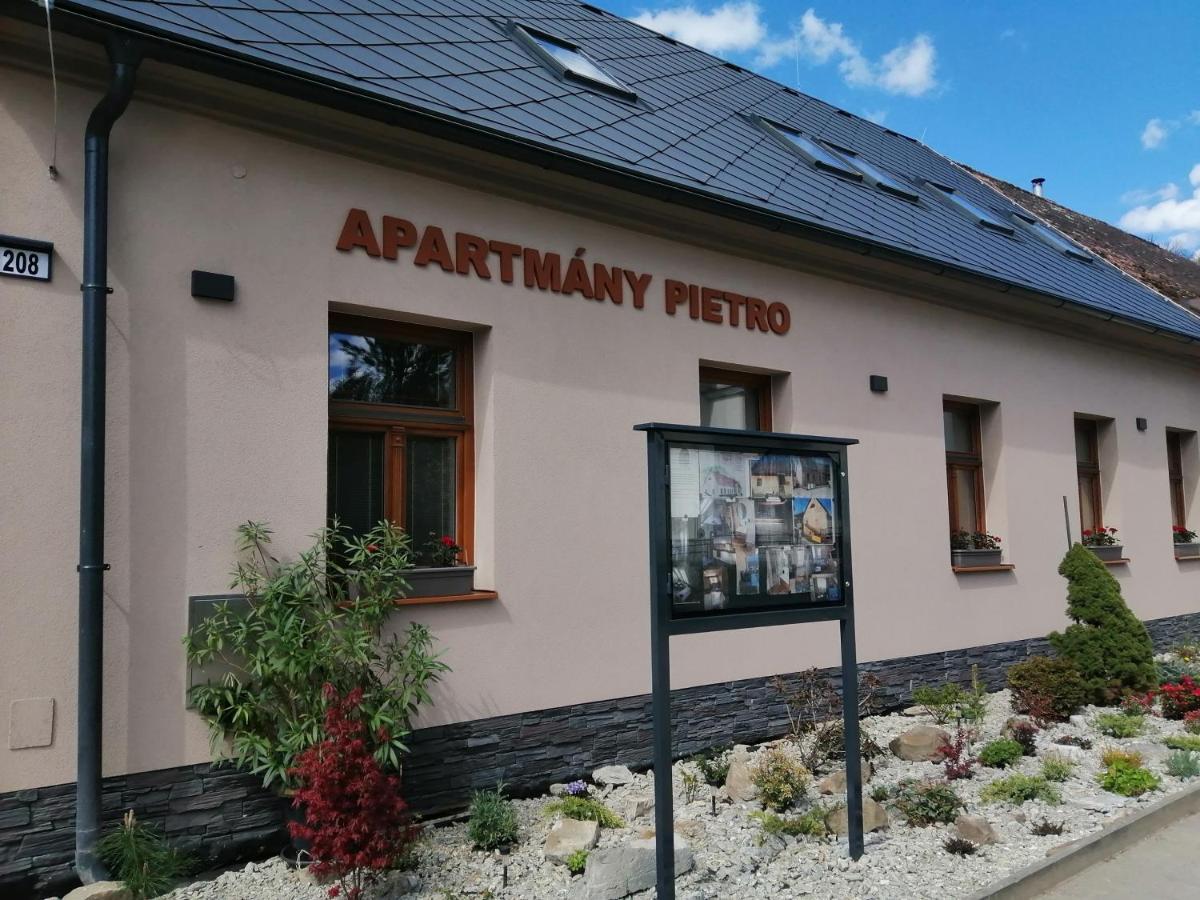 Apartmany Pietro Oravsky Podzamok Eksteriør bilde